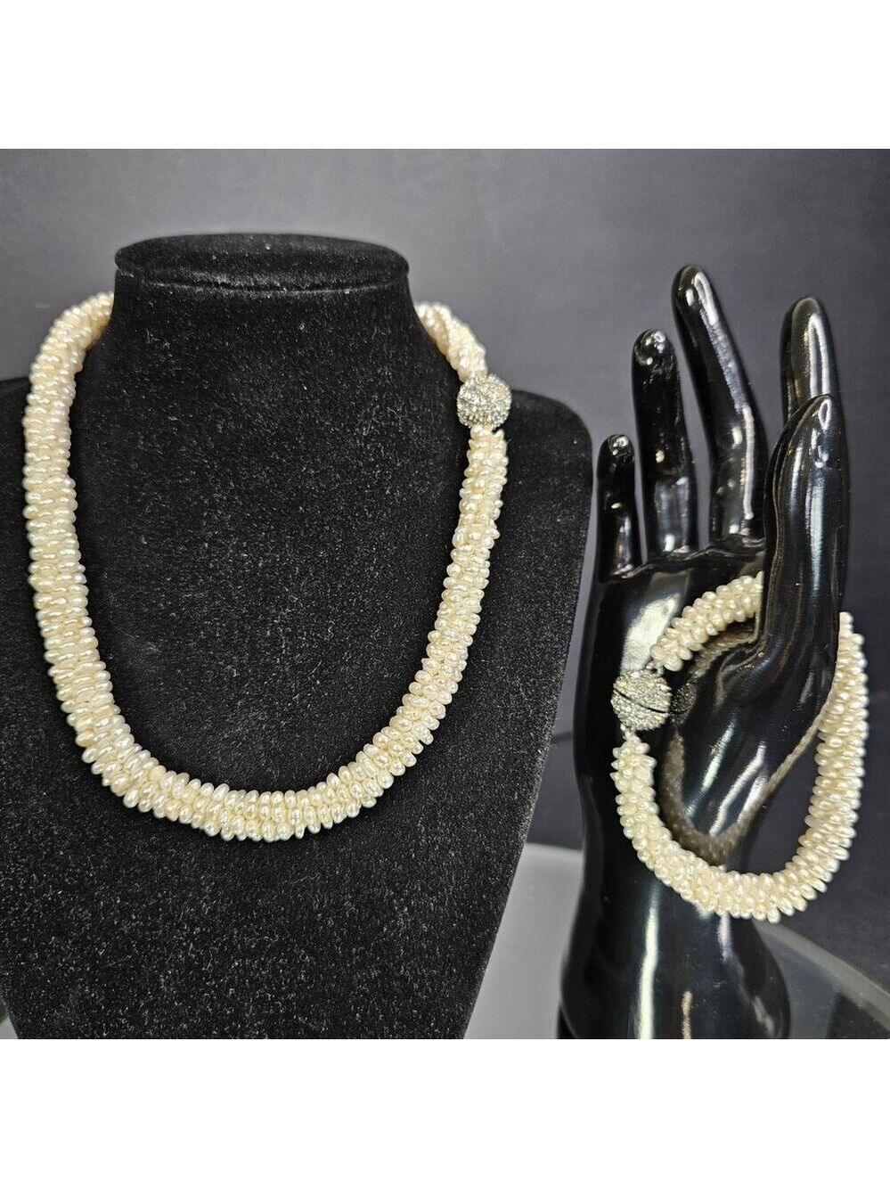 Authentic Freshwater Pearl Necklace And Bracelet Set Stone Clasps VTG Read